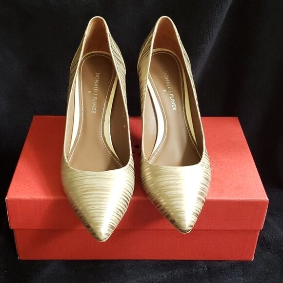 DONALD J. PLINER PRESLI-R7 PLATINO METALLIC SHOES - Picture 3 of 16